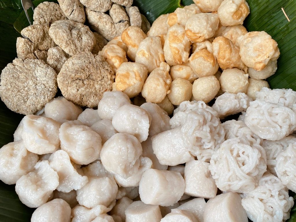 menilik kreativitas wong kito galo dalam ragam jenis pempek thumbnail